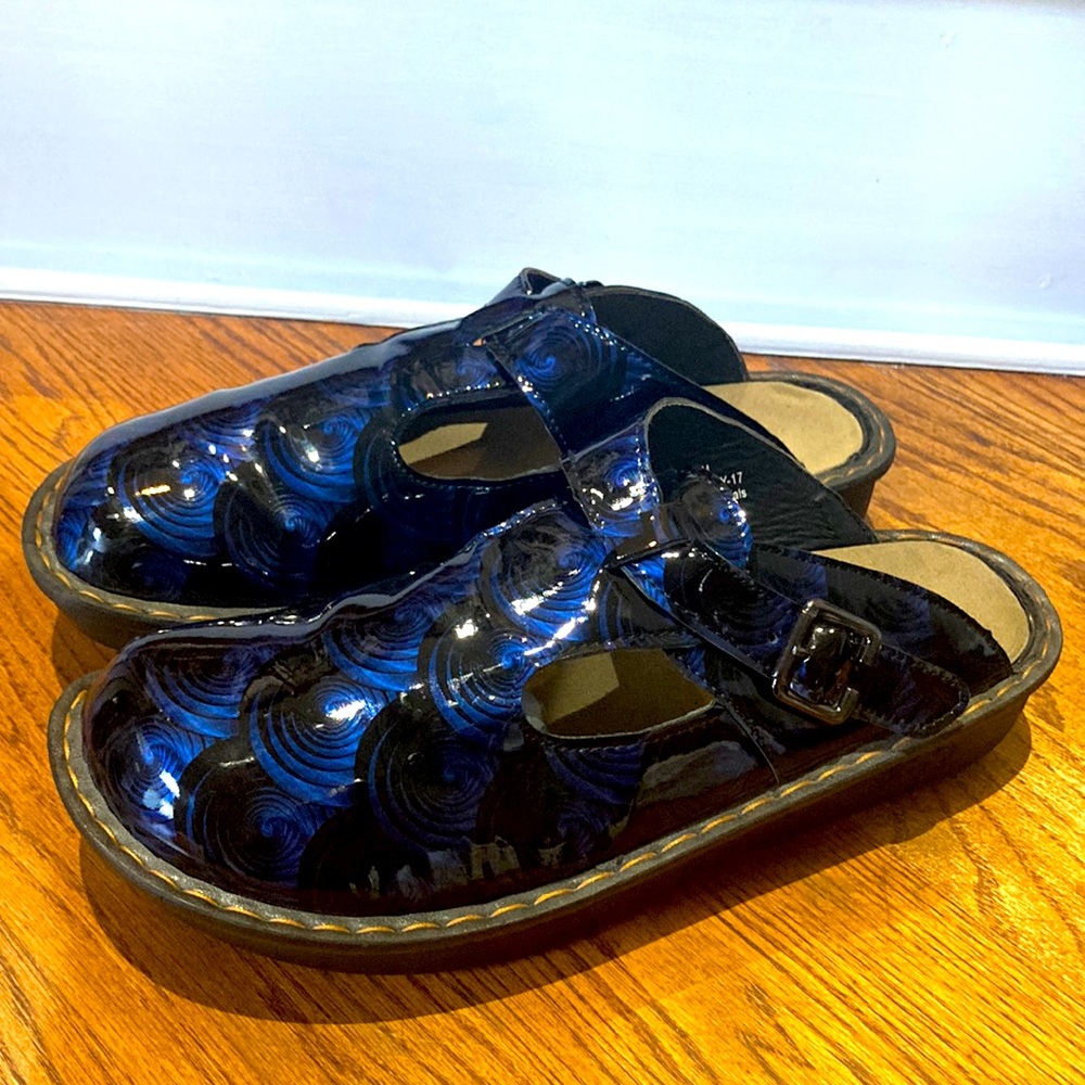 INGARÖ HAPPY Nurse Slip-On Clogs Shoes Slip Resistant Sz 11